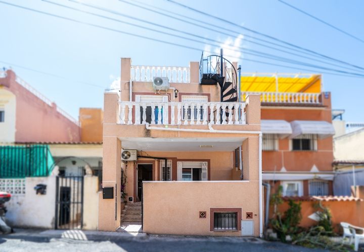 Rækkehus i La Marina, Alicante, La Marina - € 124.000 | Ref: 6184 - foto 1